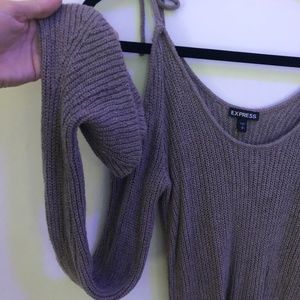 Express Tops - EXPRESS Gray Long Sleeved Top w/ Tied Shoulders Express Tops - EXPRESS Gray Long Sleeved Top w/ Tied Shoulders